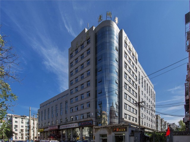 合肥穿孔吸音板销售